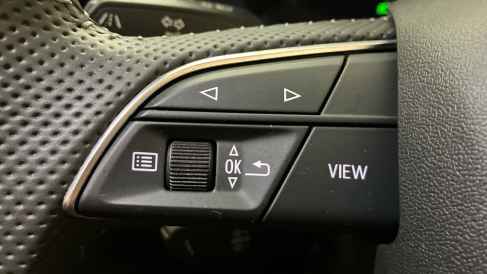 Audi Q3 40 TFSI Quattro S Line 5dr S Tronic Petrol Estate - Image 17