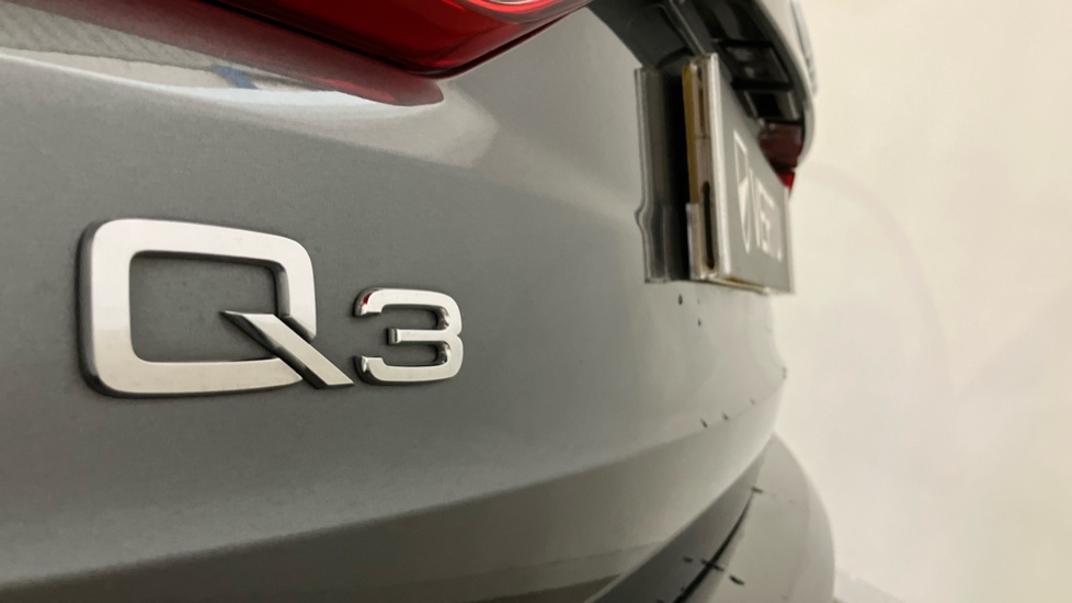 Audi Q3 40 TFSI Quattro S Line 5dr S Tronic Petrol Estate - Image 31