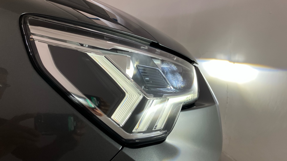 Audi Q3 40 TFSI Quattro S Line 5dr S Tronic Petrol Estate - Image 40