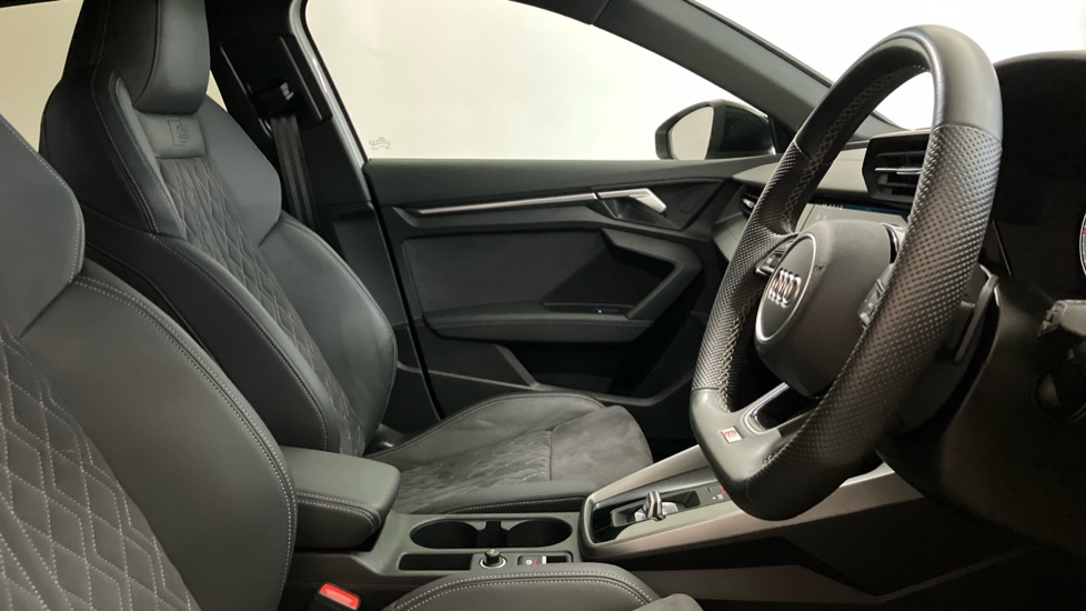 Audi A3 35 TDI Edition 1 5dr S Tronic Diesel Hatchback - Image 15