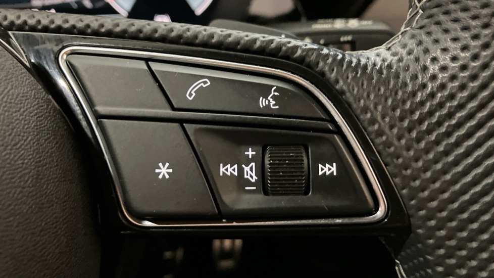 Audi A3 35 TDI Edition 1 5dr S Tronic Diesel Hatchback - Image 18