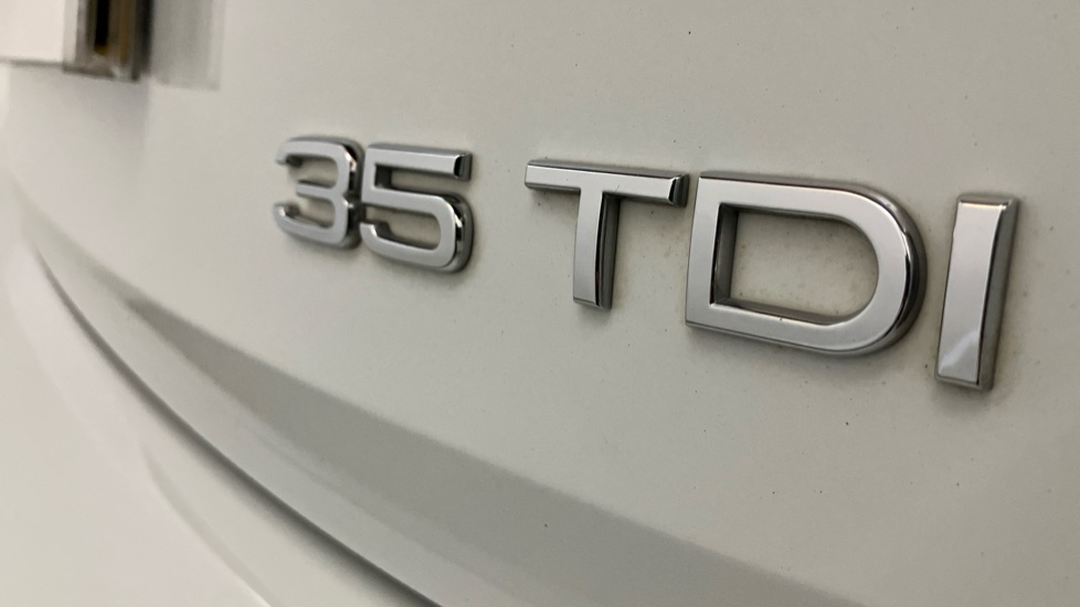 Audi A3 35 TDI Edition 1 5dr S Tronic Diesel Hatchback - Image 29