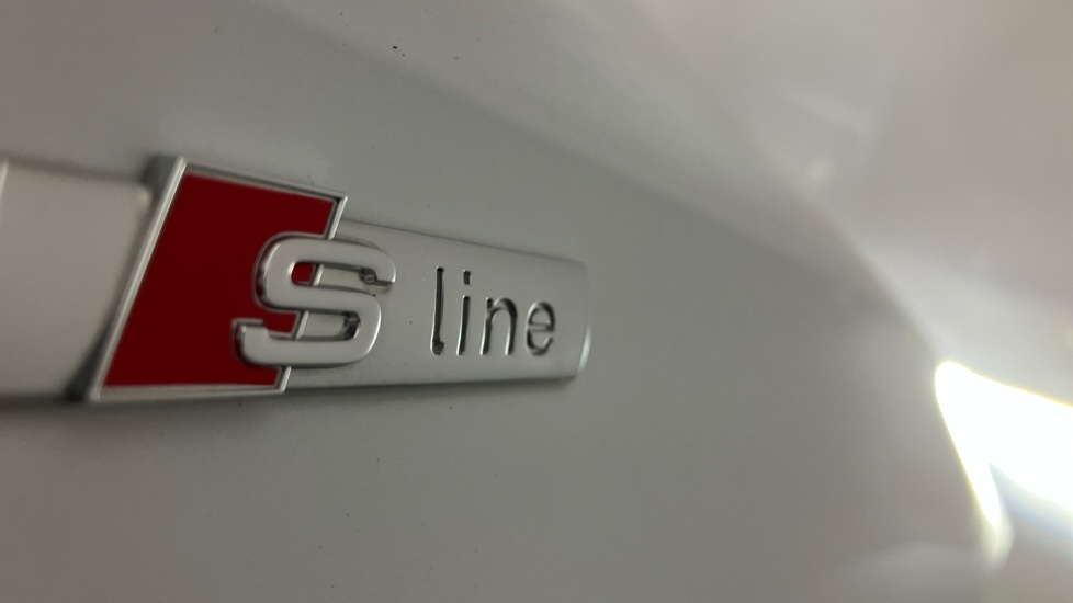 Audi A3 35 TDI Edition 1 5dr S Tronic Diesel Hatchback - Image 35