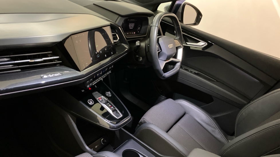 Audi Q4 e-tron 150kW 40 82kWh S Line 5dr Auto Electric Estate - Image 2