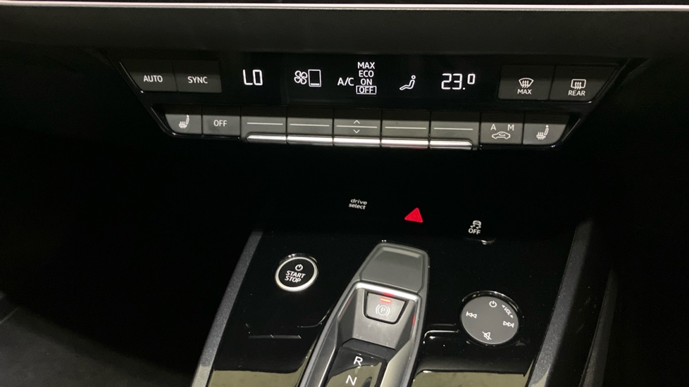 Audi Q4 e-tron 150kW 40 82kWh S Line 5dr Auto Electric Estate - Image 13