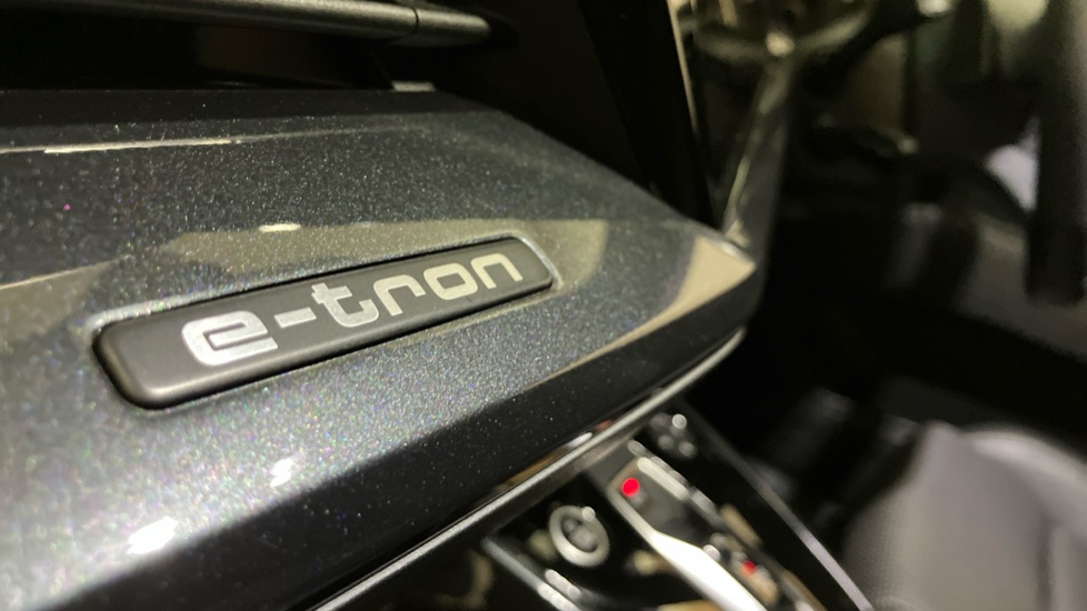 Audi Q4 e-tron 150kW 40 82kWh S Line 5dr Auto Electric Estate - Image 24