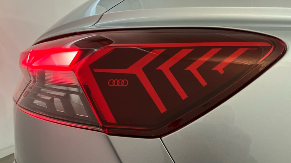 Audi Q4 e-tron 150kW 40 82kWh S Line 5dr Auto Electric Estate - Image 25