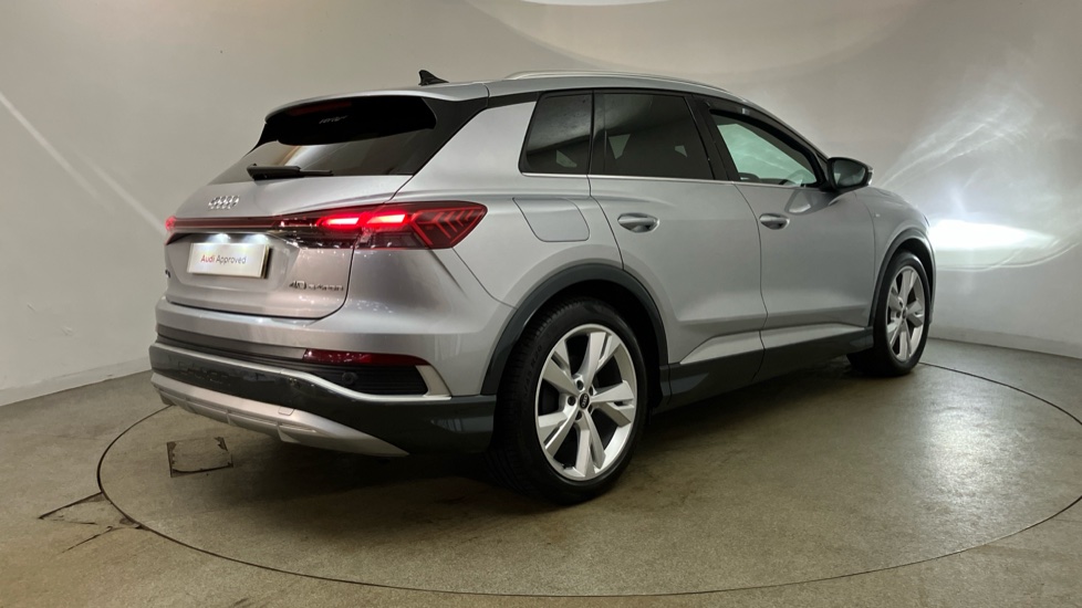 Audi Q4 e-tron 150kW 40 82kWh S Line 5dr Auto Electric Estate - Image 31