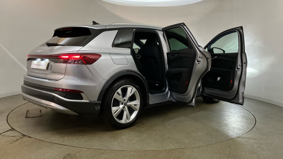 Audi Q4 e-tron 150kW 40 82kWh S Line 5dr Auto Electric Estate - Image 43