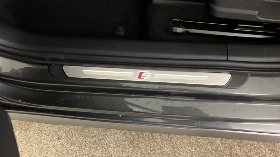 Audi A3 35 TFSI S Line 5dr S Tronic Petrol Hatchback - Image 30