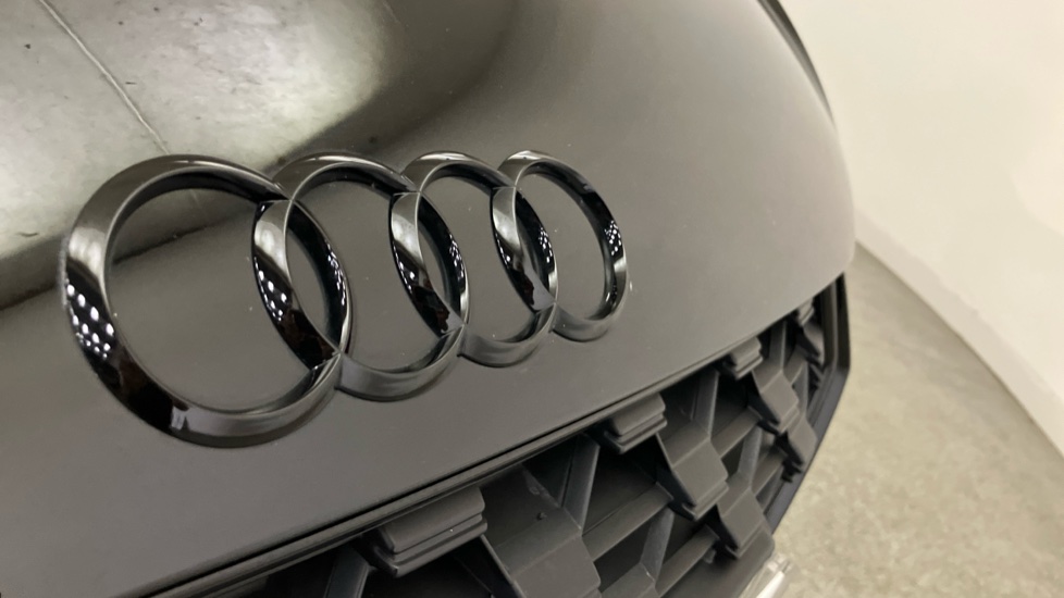 Audi TT 40 TFSI Black Edition 2dr S Tronic [Tech Pack] Petrol Coupe - Image 31