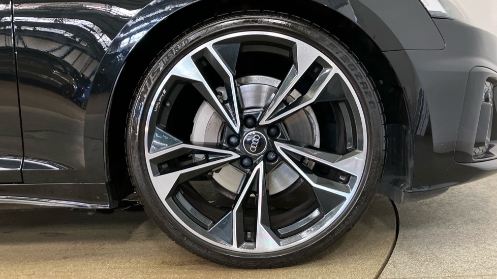 Audi A5 40 TFSI 204 Black Edition 2dr S Tronic Petrol Coupe - Image 5