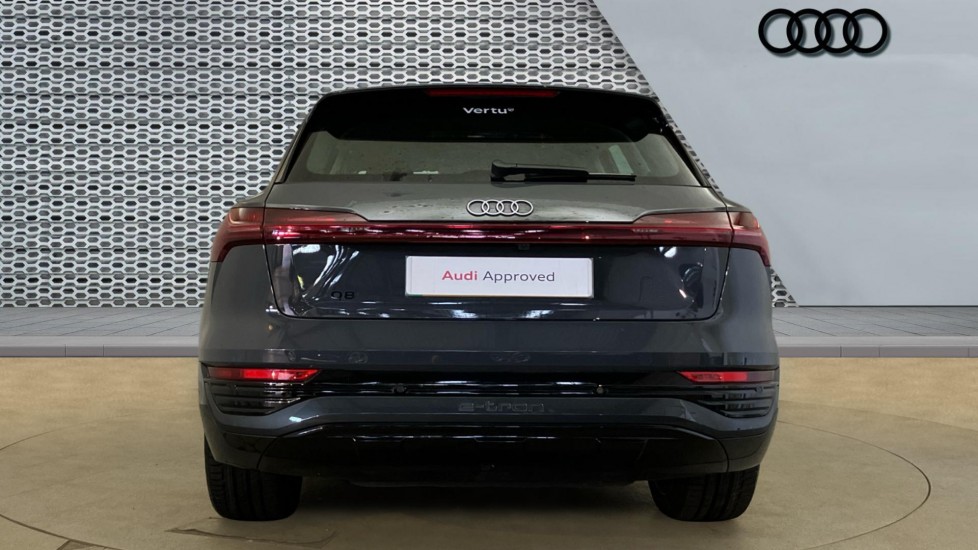 Audi Q8 250kW 50 Quattro 95kWh Sport 5dr Auto Electric Estate - Image 8