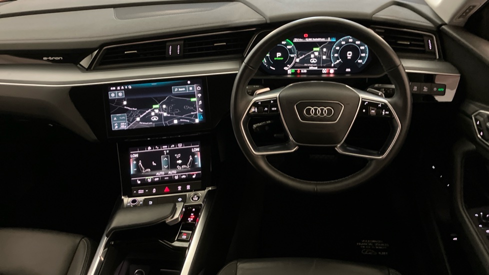 Audi Q8 250kW 50 Quattro 95kWh Sport 5dr Auto Electric Estate - Image 9