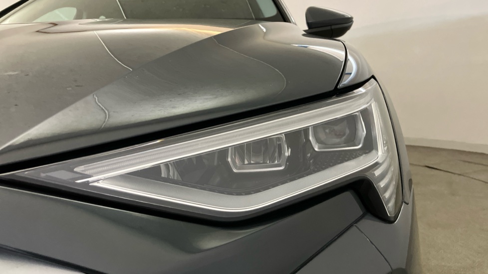 Audi Q8 250kW 50 Quattro 95kWh Sport 5dr Auto Electric Estate - Image 40
