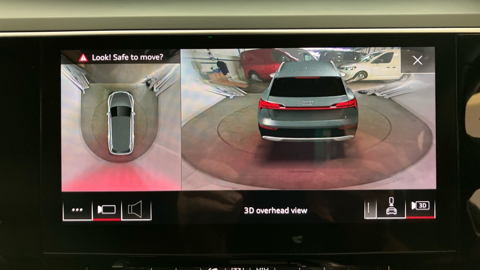 Audi e-tron 300kW 55 Quattro 95kWh Launch Edition 5dr Auto Electric Estate - Image 22