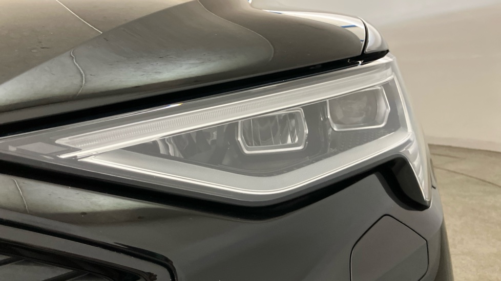 Audi e-tron 300kW 55 Quattro 95kWh Launch Edition 5dr Auto Electric Estate - Image 42