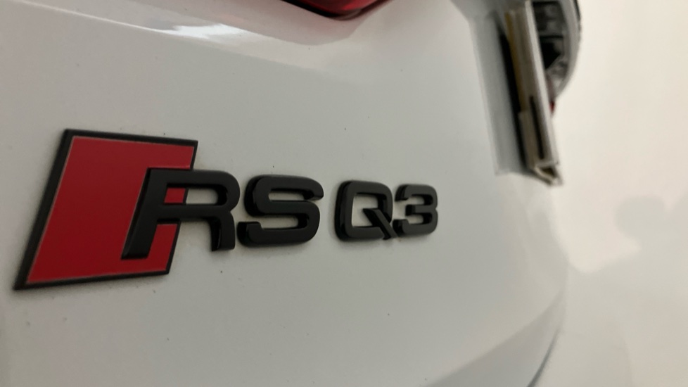 Audi RS Q3 TFSI Quattro Audi Sport Ed 5dr S Tronic[C+S] Petrol Estate - Image 31