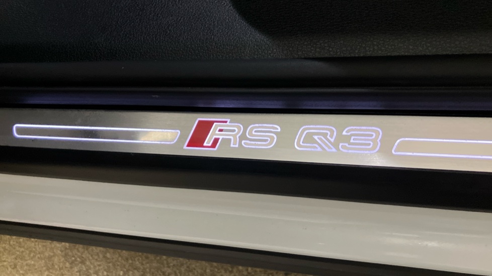 Audi RS Q3 TFSI Quattro Audi Sport Ed 5dr S Tronic[C+S] Petrol Estate - Image 32