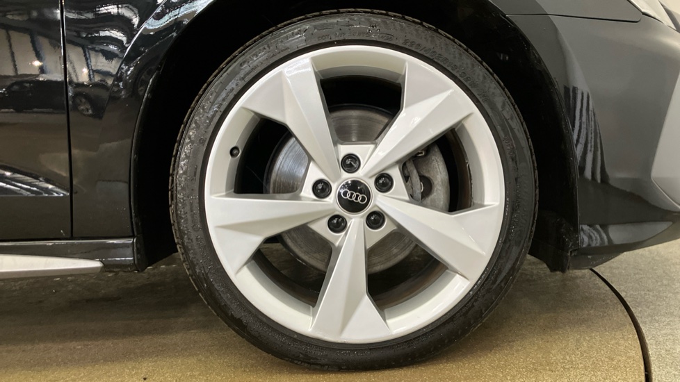 Audi A3 40 TFSI e S Line 5dr S Tronic Hatchback - Image 5