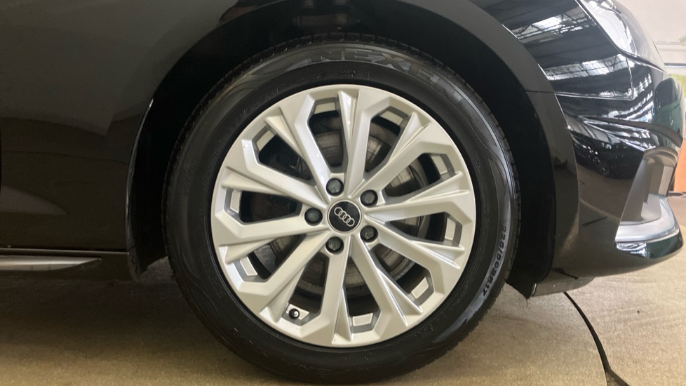 Audi A4 35 TFSI Sport 4dr S Tronic [17Inch  Alloy] Petrol Saloon - Image 5