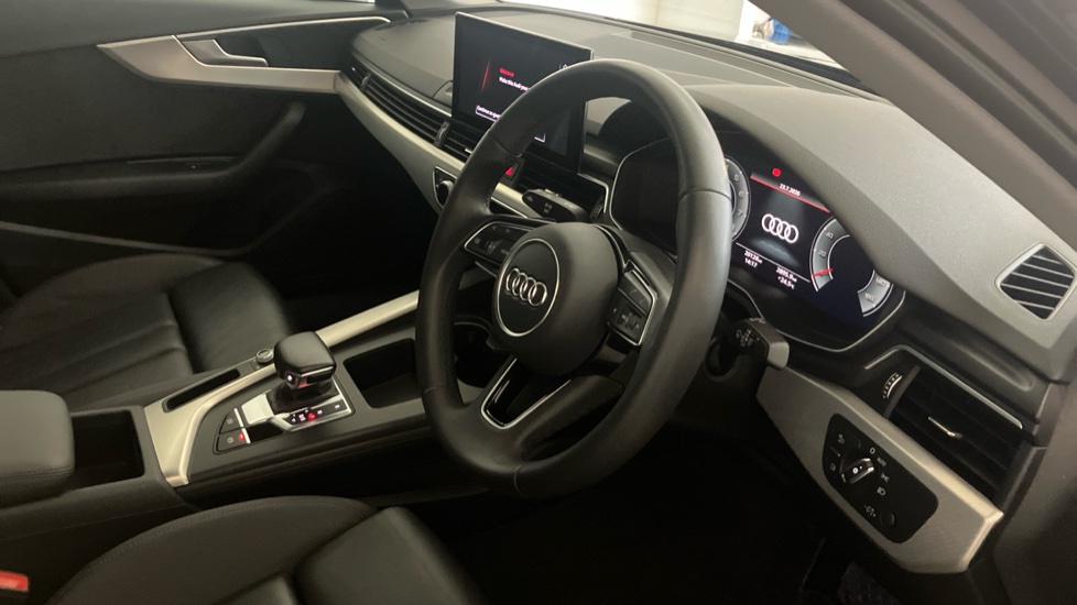 Audi A4 35 TFSI Sport 4dr S Tronic [17Inch  Alloy] Petrol Saloon - Image 6