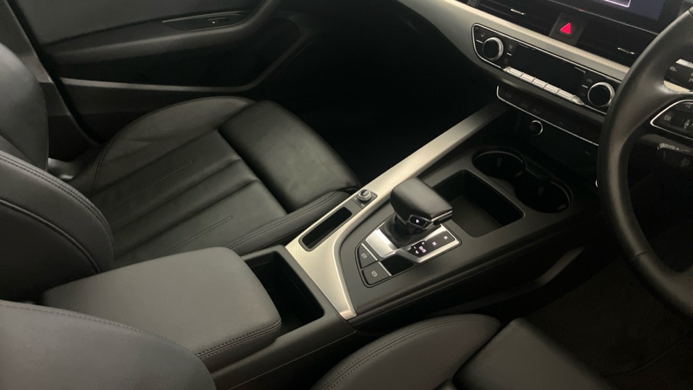 Audi A4 35 TFSI Sport 4dr S Tronic [17Inch  Alloy] Petrol Saloon - Image 14