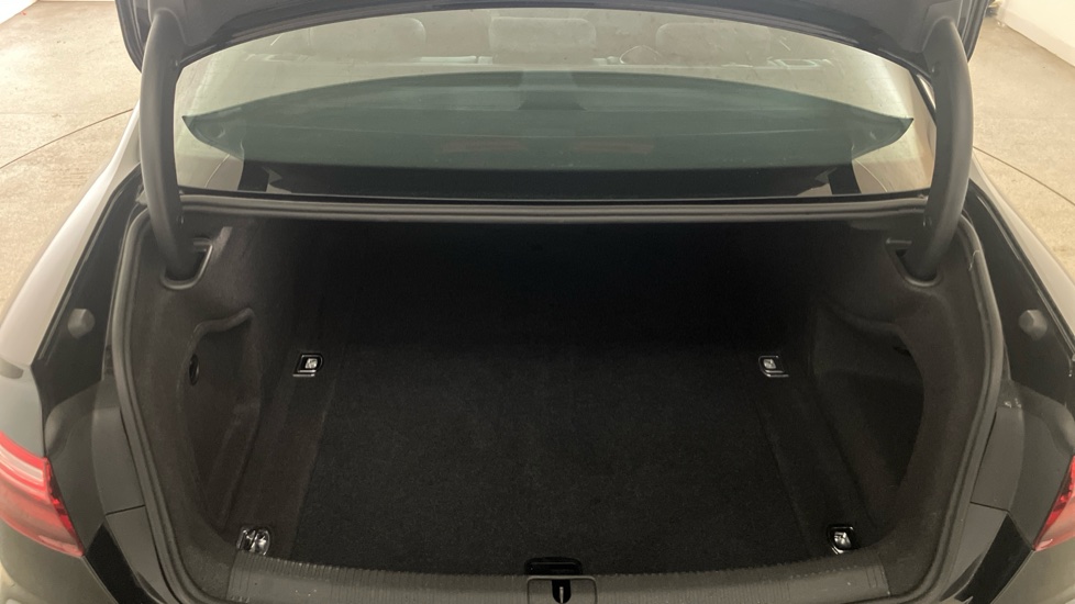 Audi A4 35 TFSI Sport 4dr S Tronic [17Inch  Alloy] Petrol Saloon - Image 20