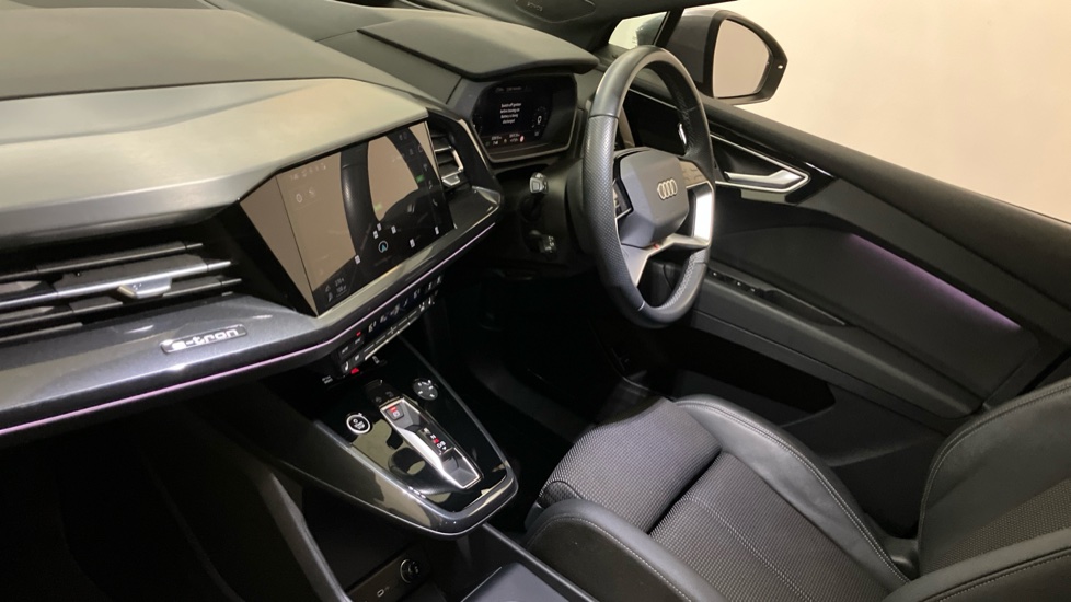 Audi Q4 e-tron 150kW 40 82kWh S Line 5dr Auto Electric Estate - Image 2