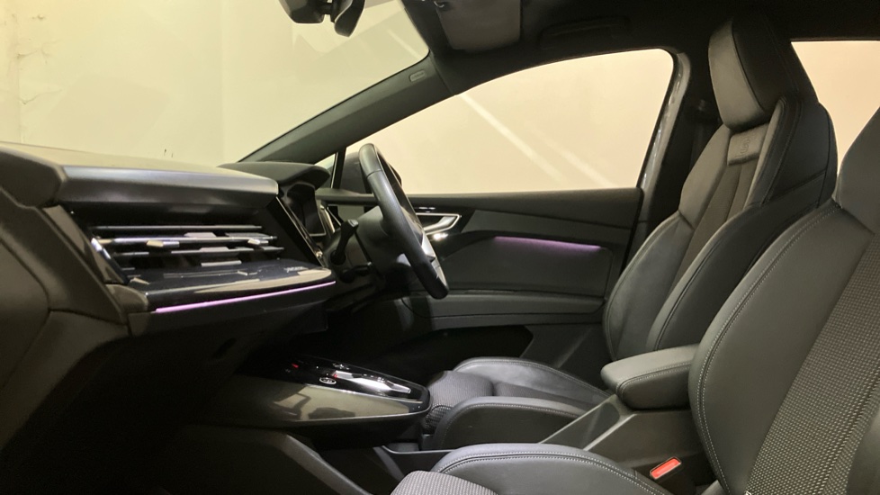 Audi Q4 e-tron 150kW 40 82kWh S Line 5dr Auto Electric Estate - Image 25