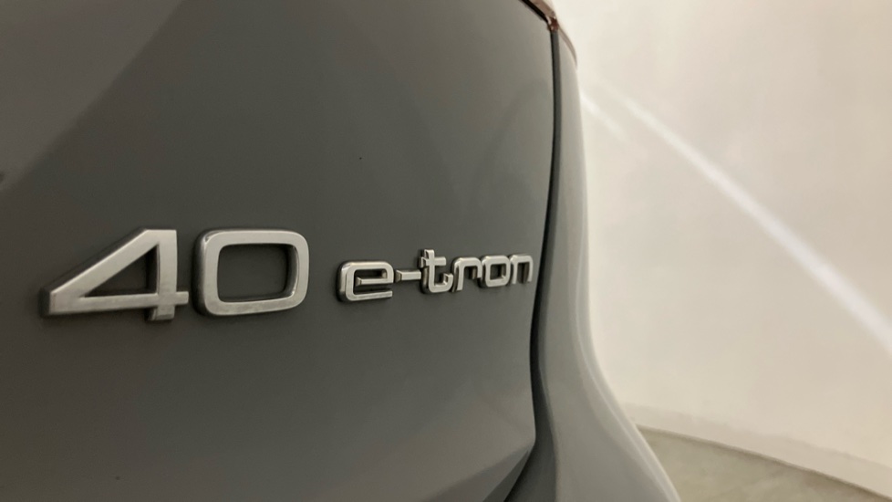Audi Q4 e-tron 150kW 40 82kWh S Line 5dr Auto Electric Estate - Image 29