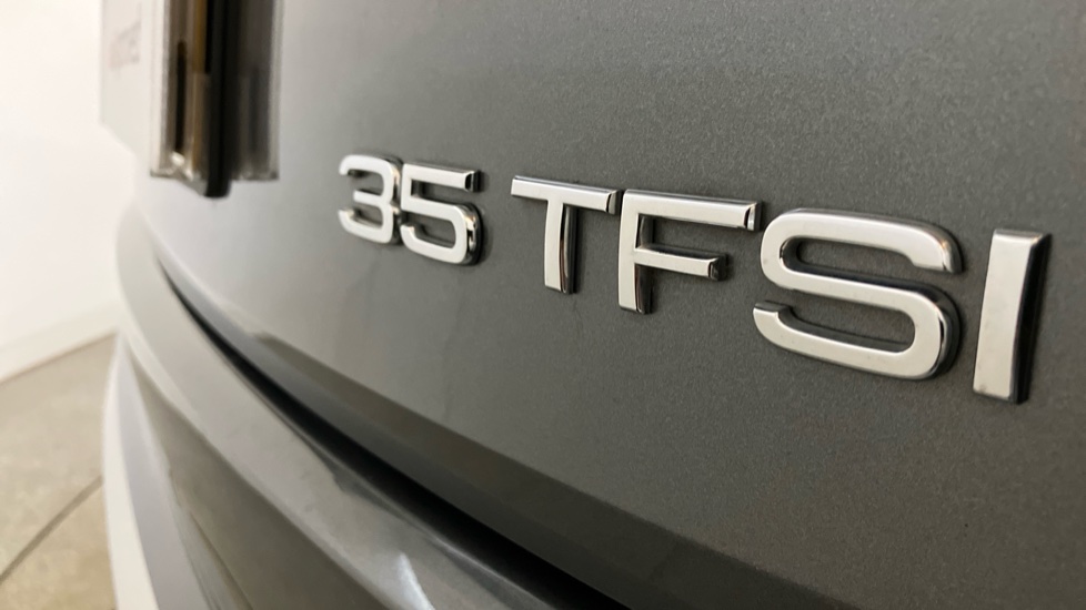 Audi Q2 35 TFSI S Line 5dr Petrol Estate - Image 26