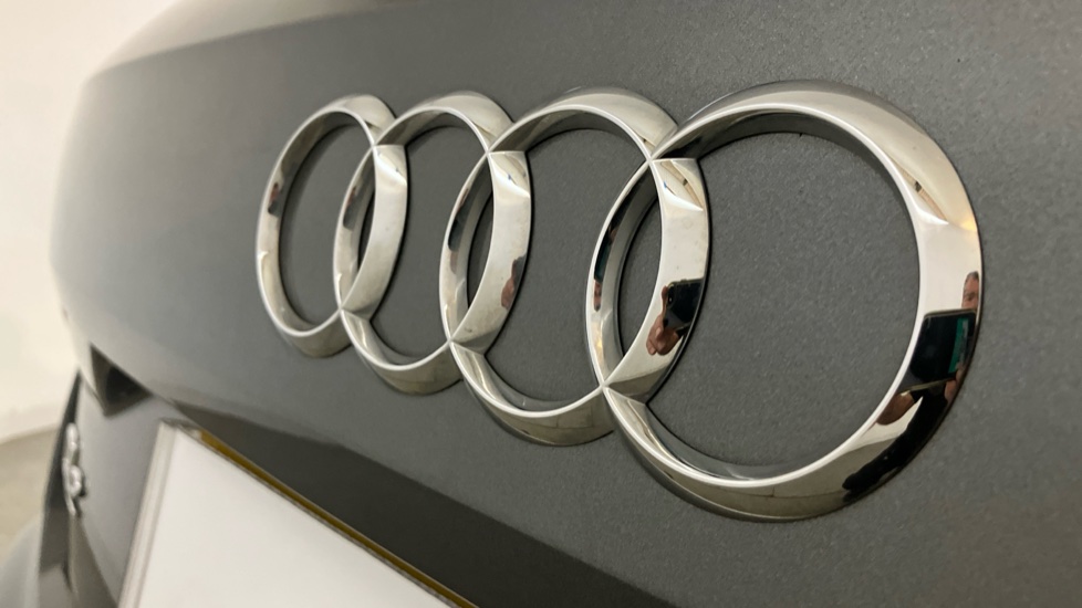Audi Q2 35 TFSI S Line 5dr Petrol Estate - Image 27