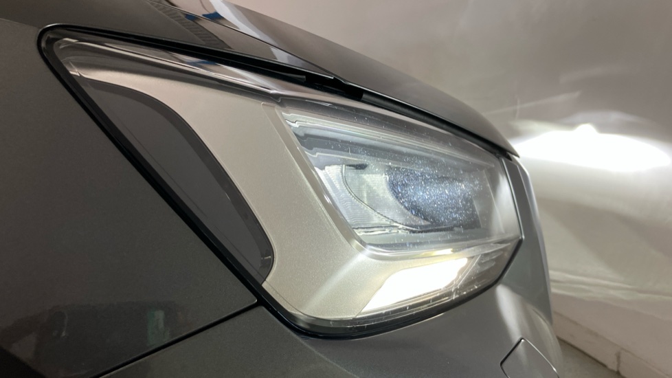 Audi Q2 35 TFSI S Line 5dr Petrol Estate - Image 36