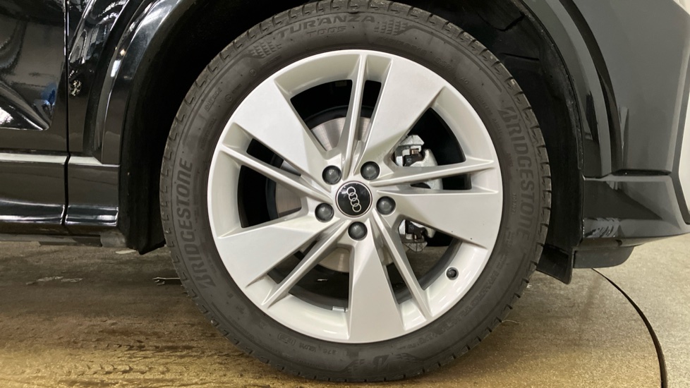 Audi Q2 35 TFSI S Line 5dr S Tronic Petrol Estate - Image 5