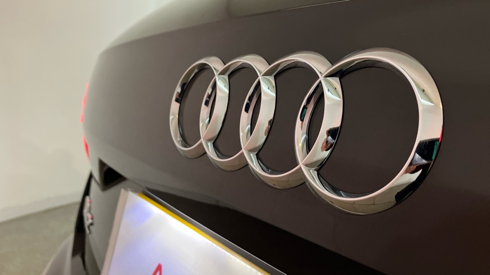 Audi Q2 35 TFSI S Line 5dr S Tronic Petrol Estate - Image 26