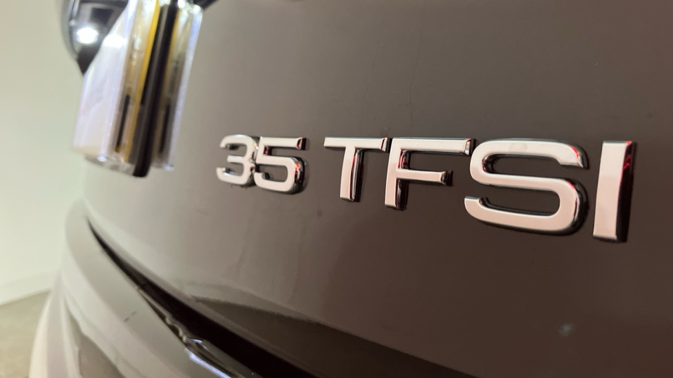 Audi Q2 35 TFSI S Line 5dr S Tronic Petrol Estate - Image 27