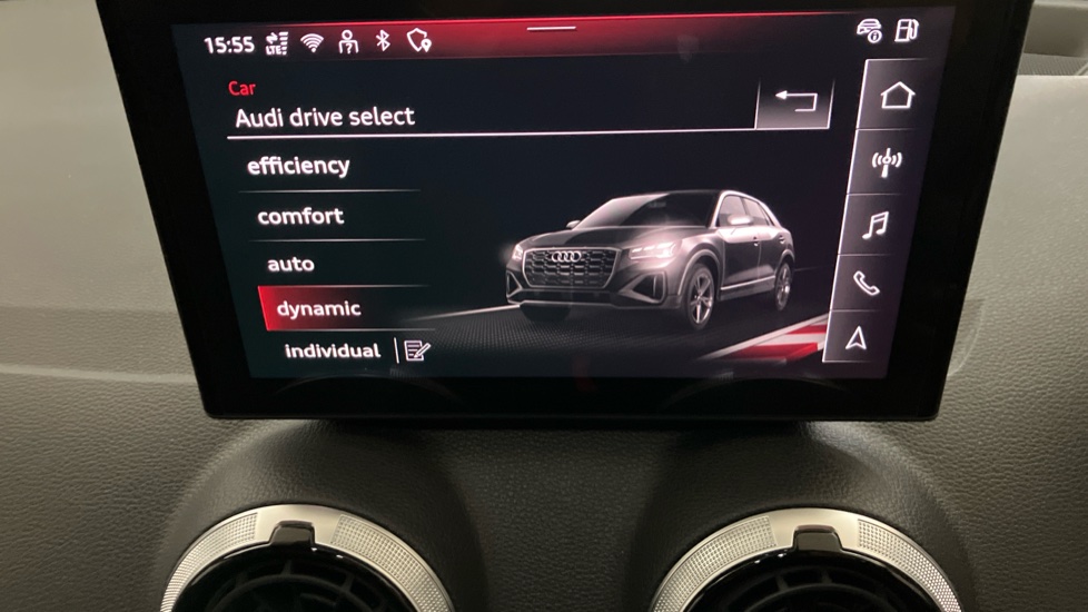 Audi Q2 35 TFSI S Line 5dr S Tronic Petrol Estate - Image 35