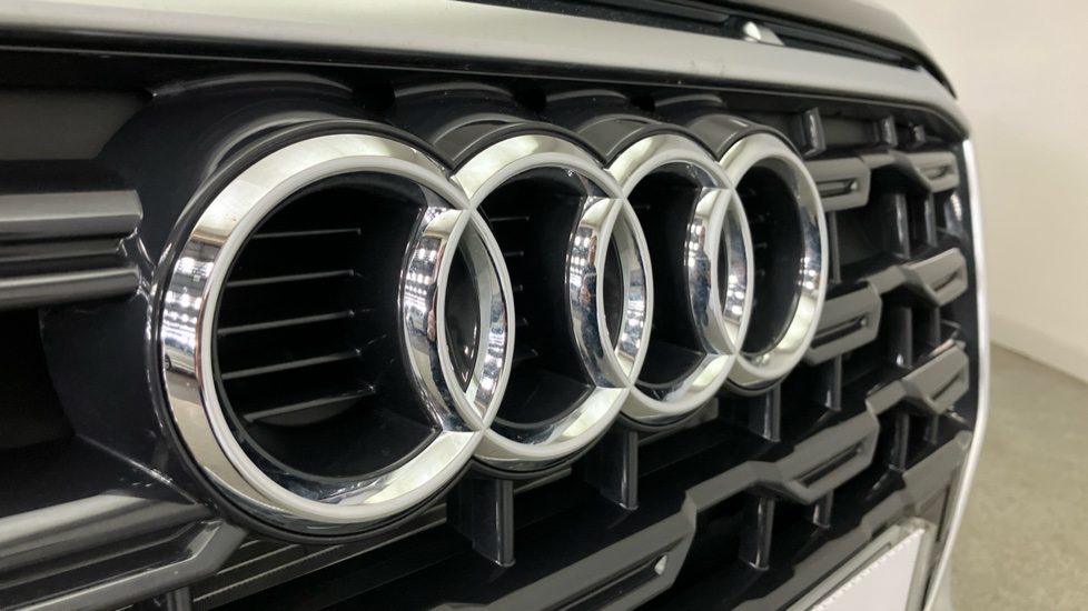 Audi Q2 35 TFSI S Line 5dr S Tronic Petrol Estate - Image 39