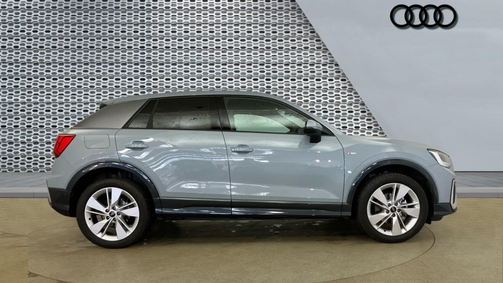 Audi Q2 30 TFSI 116 S Line 5dr [Tech] Petrol Estate - Image 4
