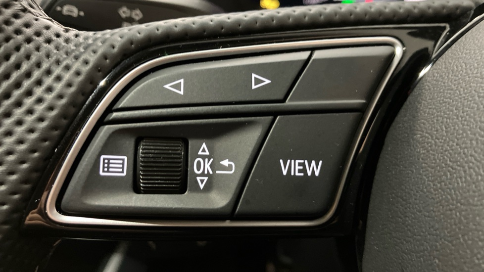 Audi Q2 30 TFSI 116 S Line 5dr [Tech] Petrol Estate - Image 17