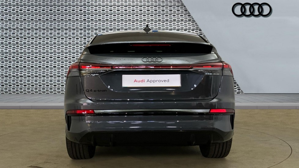 Audi Q4 e-tron 150kW 63kWh Vorsprung 5dr Auto Electric Estate - Image 8