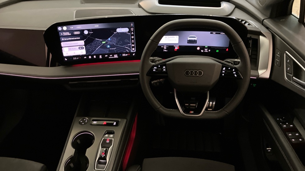 Audi Q4 e-tron 150kW 63kWh Vorsprung 5dr Auto Electric Estate - Image 9