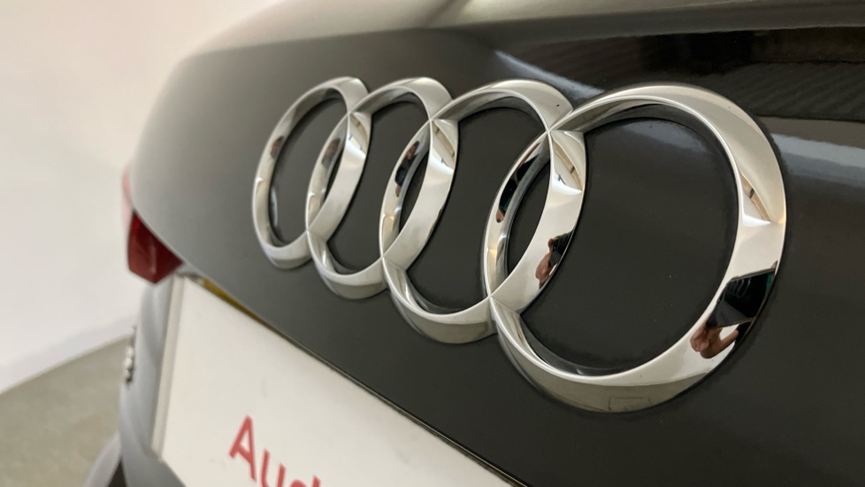 Audi Q3 35 TDI Vorsprung 5dr S Tronic Diesel Estate - Image 33