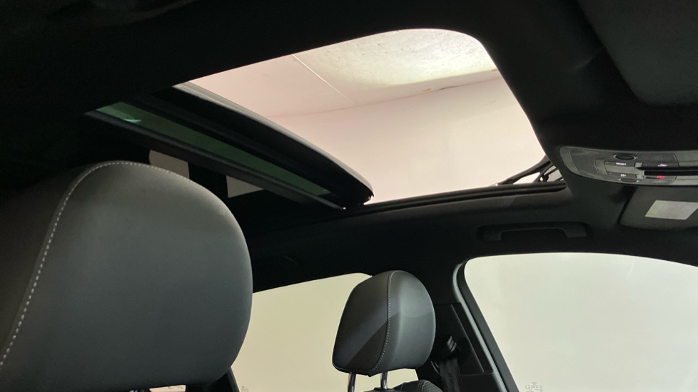 Audi Q3 35 TDI Vorsprung 5dr S Tronic Diesel Estate - Image 38