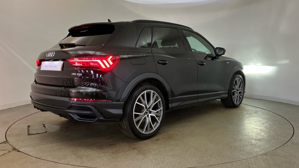 Audi Q3 35 TDI Vorsprung 5dr S Tronic Diesel Estate - Image 42