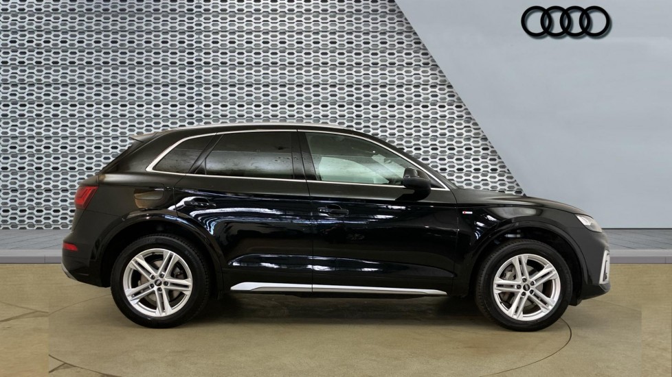 Audi Q5 40 TDI Quattro S Line 5dr S Tronic [C+S] Diesel Estate - Image 4
