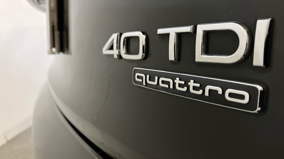 Audi Q5 40 TDI Quattro S Line 5dr S Tronic [C+S] Diesel Estate - Image 32