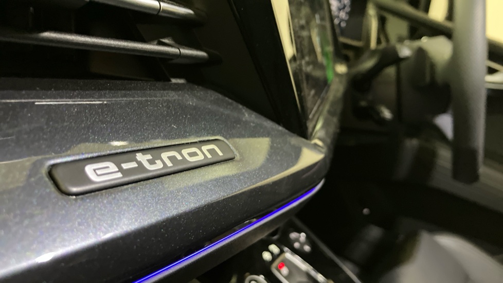 Audi Q4 e-tron 150kW 40 63kWh S Line 5dr Auto [Leather] Electric Estate - Image 25