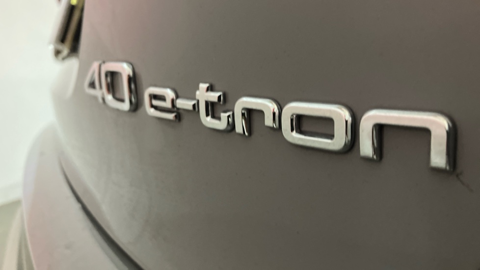 Audi Q4 e-tron 150kW 40 63kWh S Line 5dr Auto [Leather] Electric Estate - Image 28